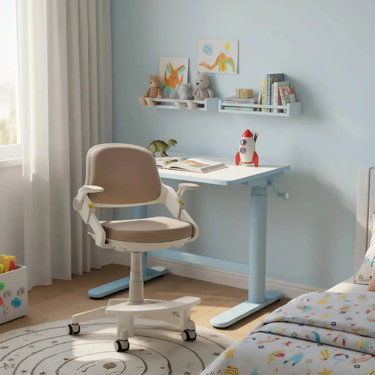 Ergonomiška, odinė, vaikiška stalo kėdė 5-13 metų vaikams Kinderis.eu