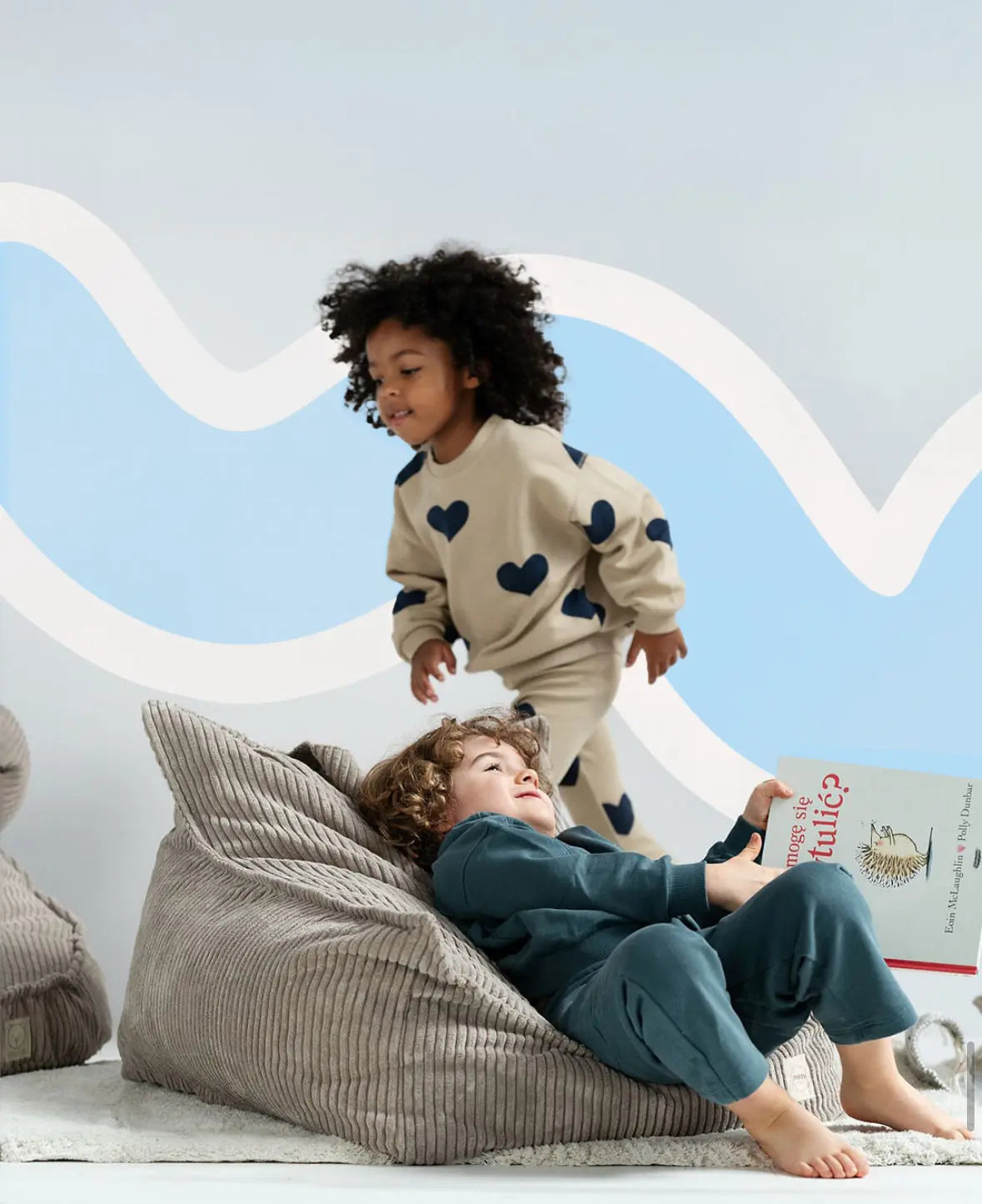 Fotelis,"Puffy Square" 77 × 67 × 50 cm, pilkas, kordurojus Kinderis.eu