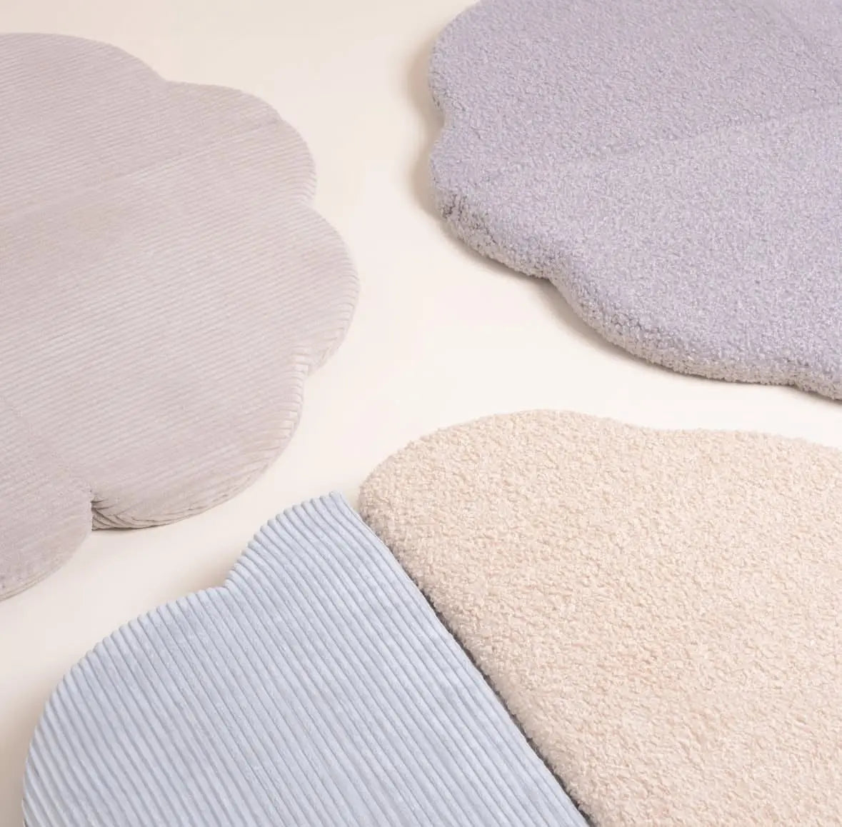 Minkštas žaidimų kilimėlis, gėlės formos kilimėlis, 115 × 115 × 5 cm, rožinė Kinderis.eu