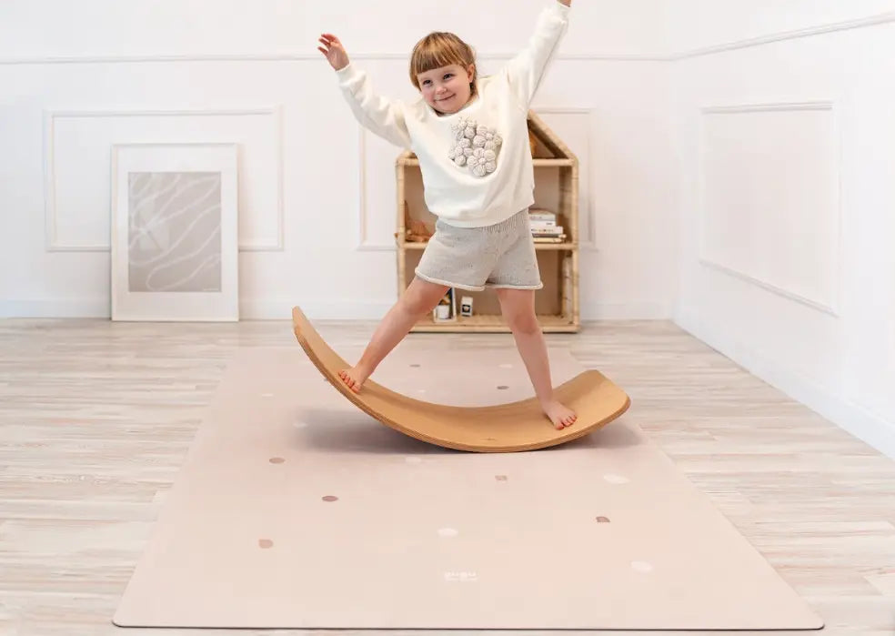 Natūralaus kaučiuko kūdikių kilimėlis „Beige Dot Big“ Kinderis.eu