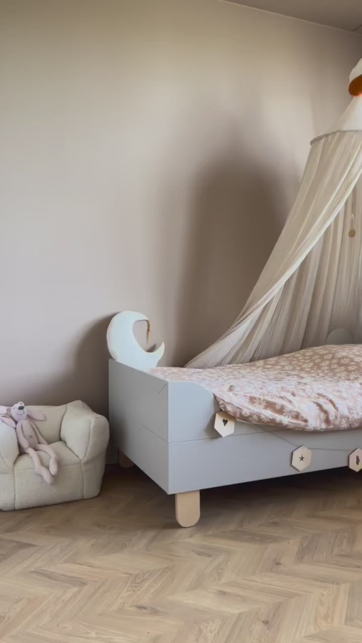 Bed for a child "BASIC" 160x80 cm