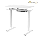 vaikams skirtas stalas kurio stalvirsius yra baltos spalvos ir aukstis gali reguliuotis