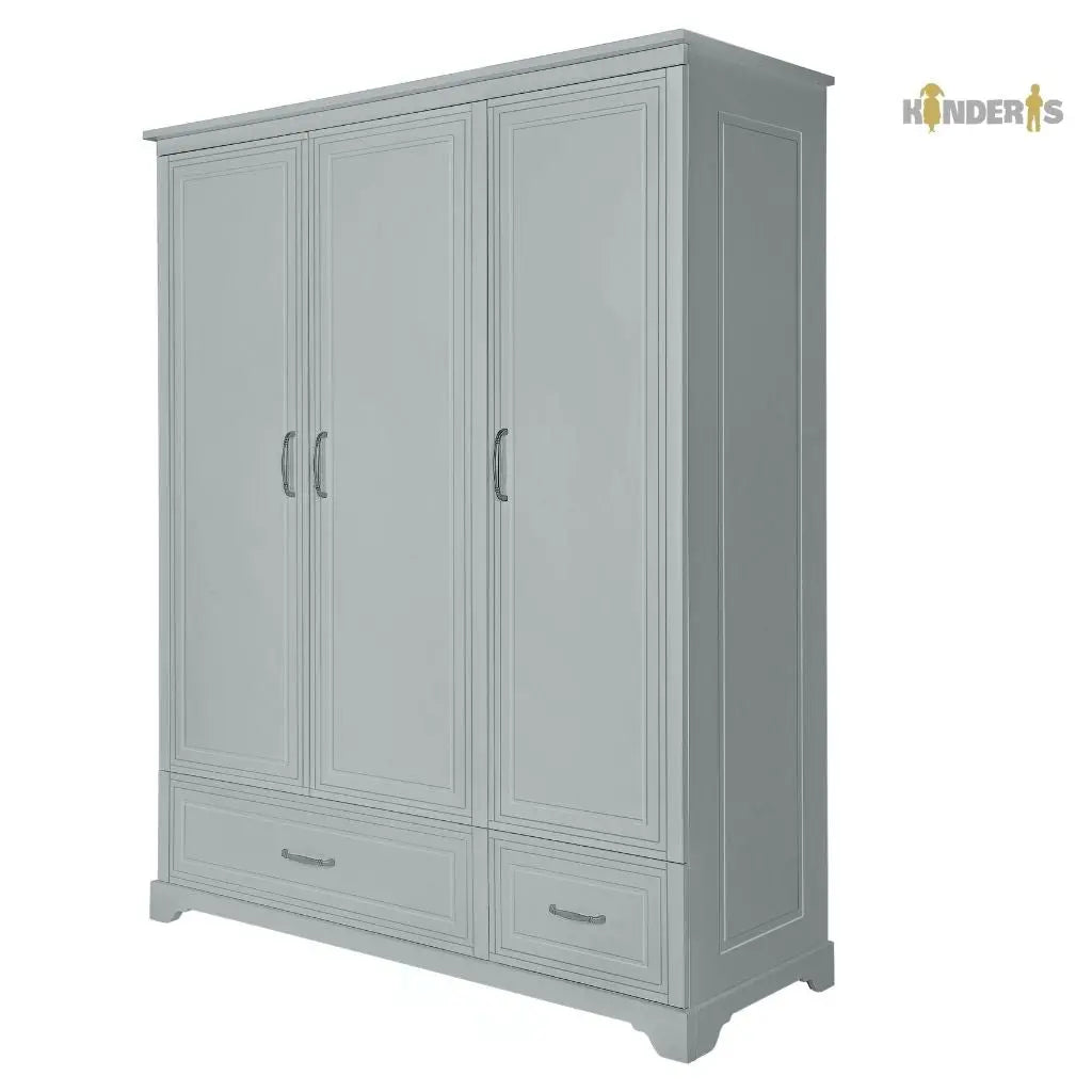 triju duru spinta su skirtingi stalciais