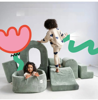 Žaidimų aikštelė su baseinu (+100 kamuoliukų), žalia, Kinderis.eu