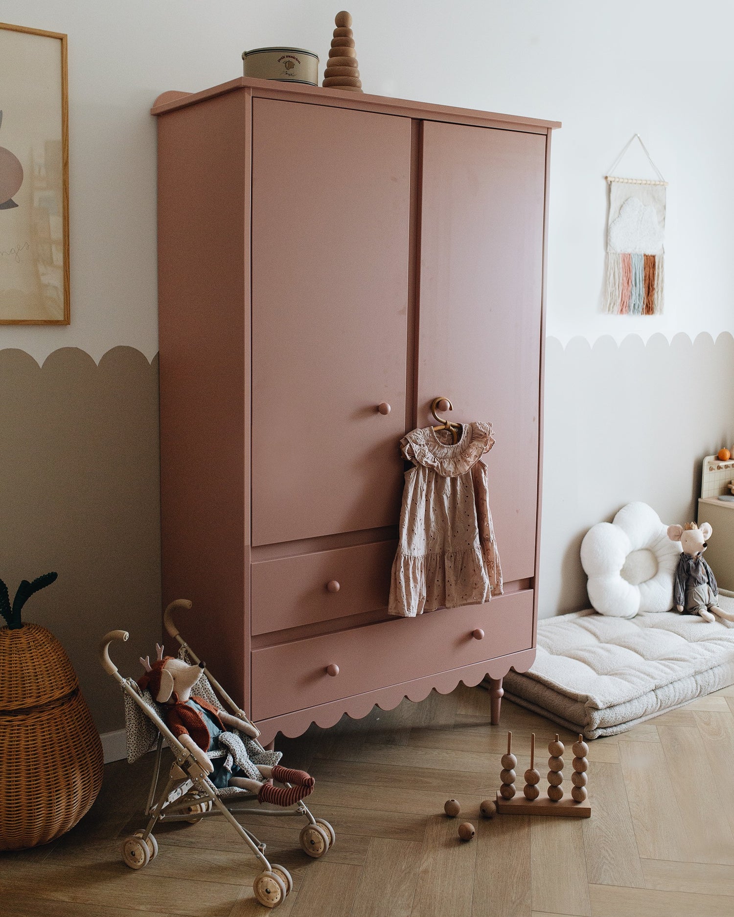 Rūbų spinta vaikų kambariui "BABUSHKA",pink