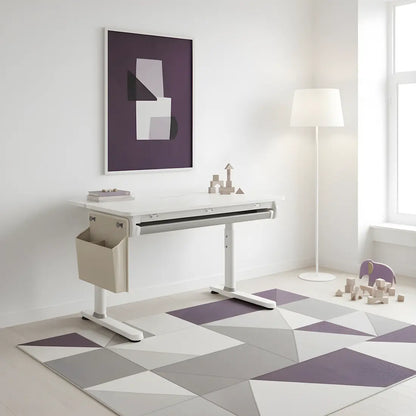 komplektas: reguliuojamas rašomasis stalas 100×60 + vaikiška kėdė su pakoju + antstalis su perforuota pegboard lentele Kinderis.eu